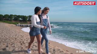 LETSDOIT-#Apolonia Lapiedra ຍິງເດັກຍິງແມ່ນໄປທໍາມະຊາດຂອງເຂົາເຈົ້າເຮືອນໃຫມ່