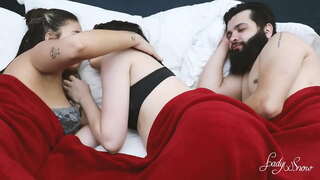 Menage com anal e gozada na տարածված cara das duas amiguinhas. (լրիվ veja ոչ ցանցի)