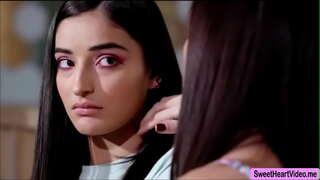 Alana የሚሰጡዋቸውን እና ምን በቀዳሚ ግምገማዎች አሁን ሌሎችን ይታያል ጋር orgasm