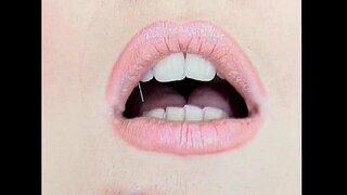 Ангела Бар - лесбиян - цагаан