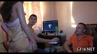 אַז באַבע גווול אויף עס פאַסטער