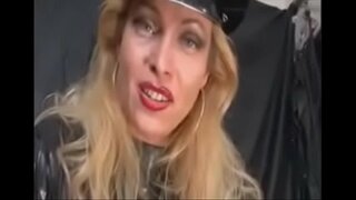 ���ாலை வூம்புதல் மினி பாவாடை டாமினேஷன்