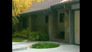 ���ෙටි පැහැති කෙසින් තරුණ කෑල්ල moans අතර ලෙෂර් වර්ල්ඞ් උද්යානයේ විශාල ඩික් ඇය විසින් අපතයා දී පළමු වරට