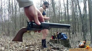 Kmetija Dekle in Strelnega orožja, ki