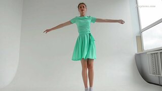 יבער דזשימנאַסט פלעקסאַבאַל באַללערינאַ גערלז אַלאַ