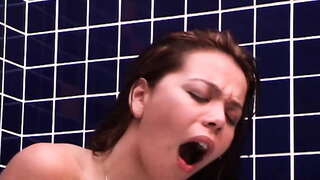 U Kadi, Ona je Pitala za Kurac u Guzici!!!